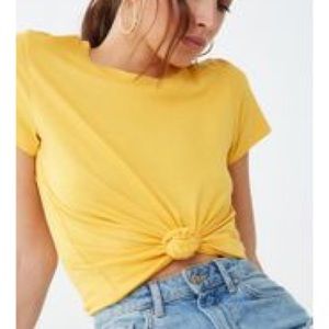 Forever 21 Yellow T-Shirt Crew Neck